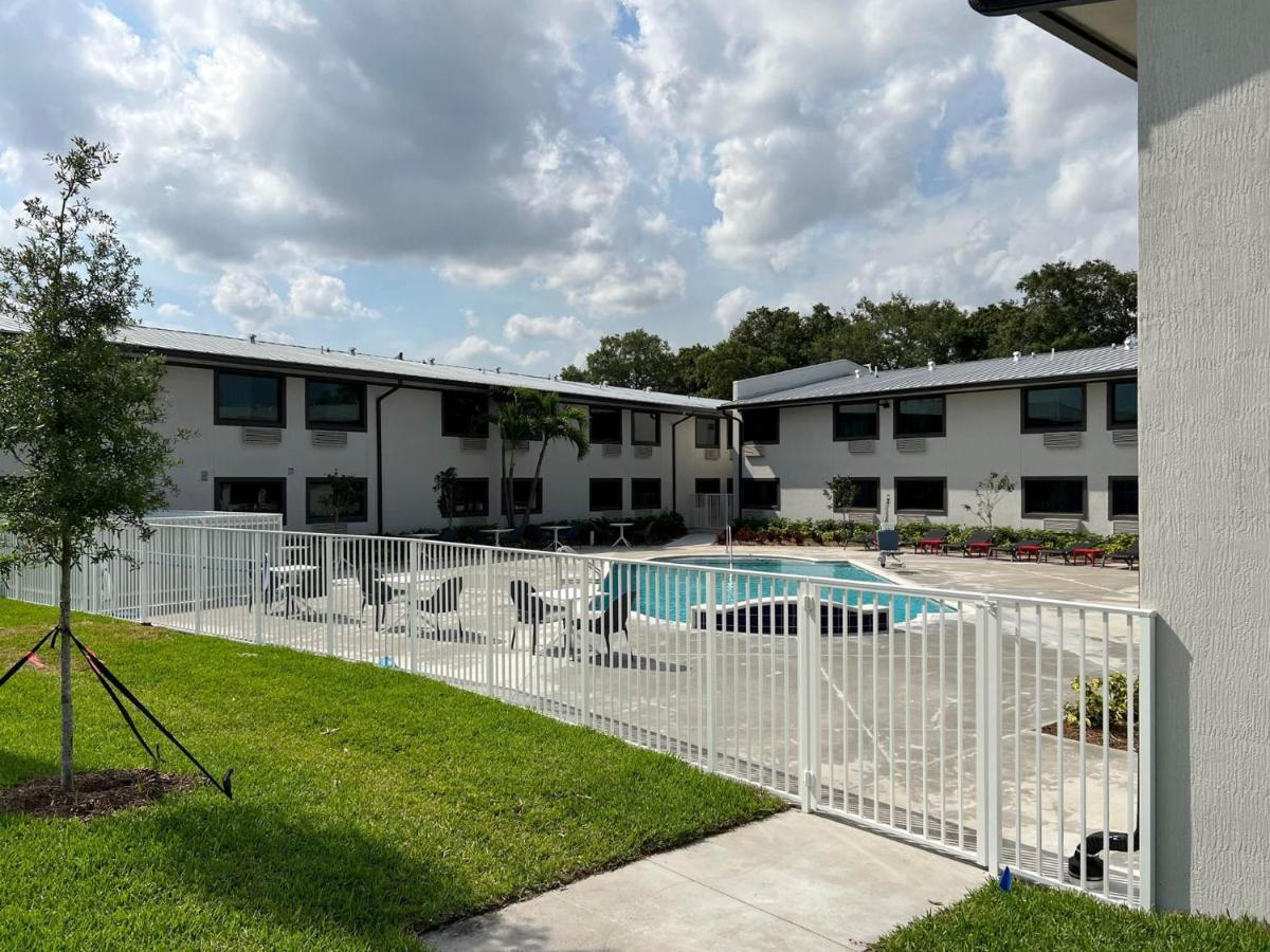Motel 6-Fort Lauderdale, Fl Εξωτερικό φωτογραφία