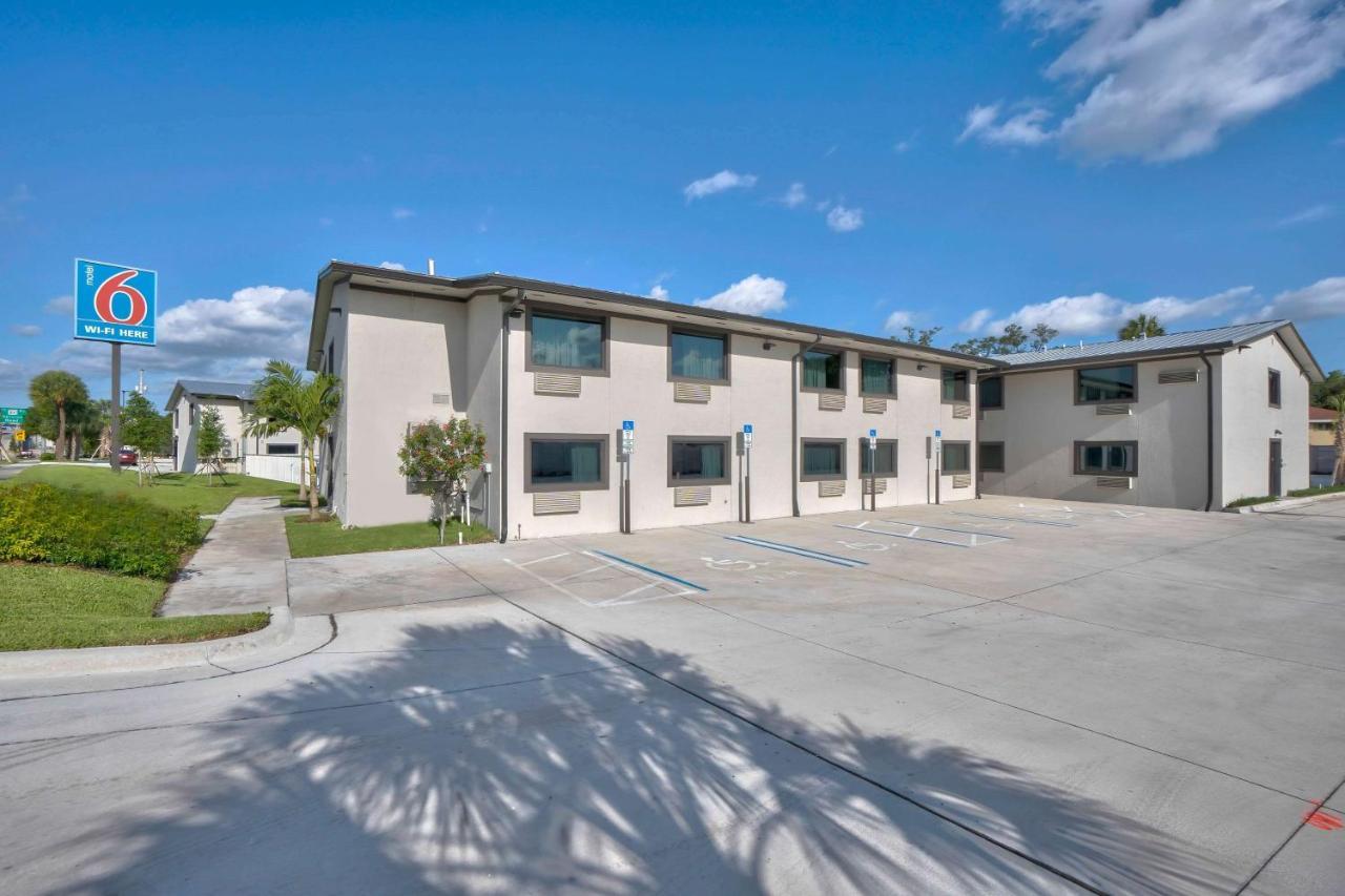Motel 6-Fort Lauderdale, Fl Εξωτερικό φωτογραφία