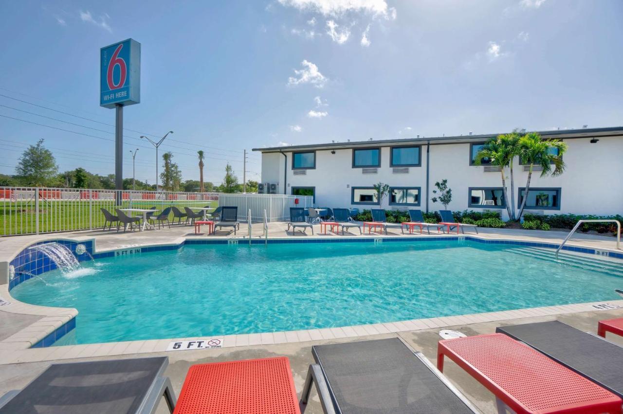 Motel 6-Fort Lauderdale, Fl Εξωτερικό φωτογραφία