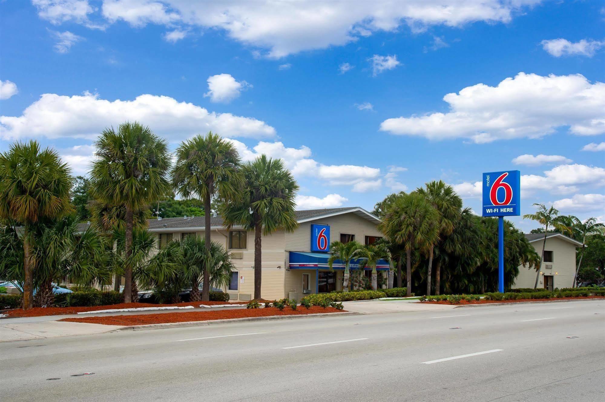 Motel 6-Fort Lauderdale, Fl Εξωτερικό φωτογραφία